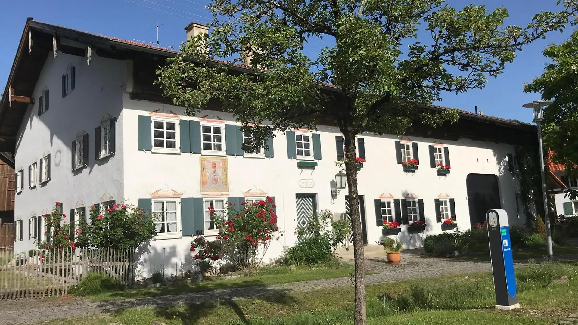 Historic And Unique Farm House From 1604 Fuchstal